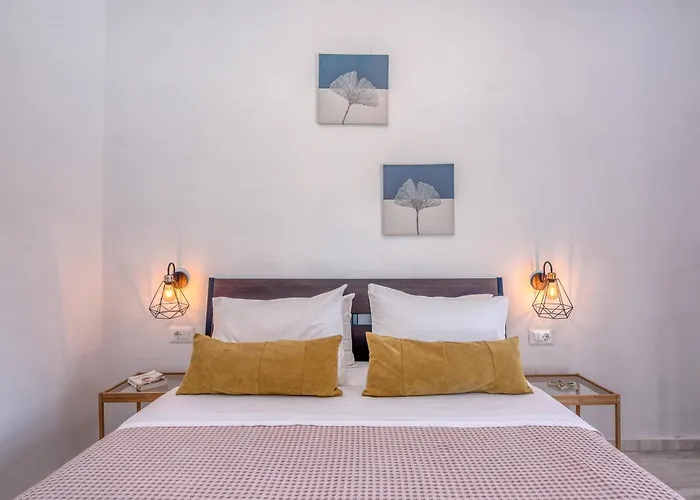 Achilleas Deluxe Αpartment -Pet Friendly-Parking-Mountain View