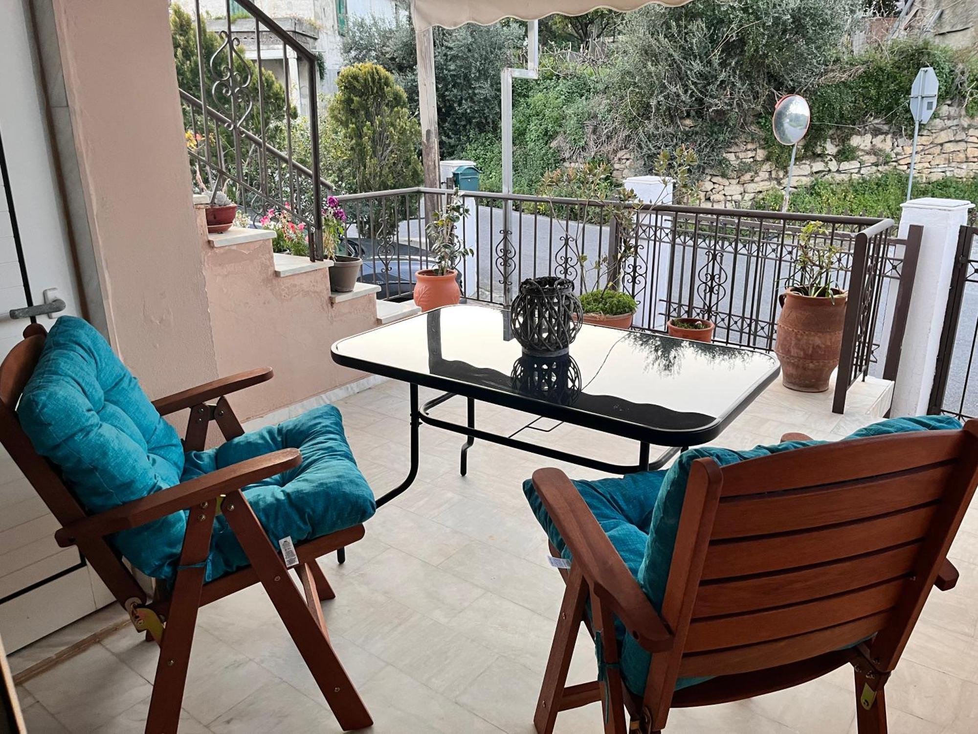 Hébergement de vacances Achilleas Deluxe αpartment -pet Friendly-parking-mountain View