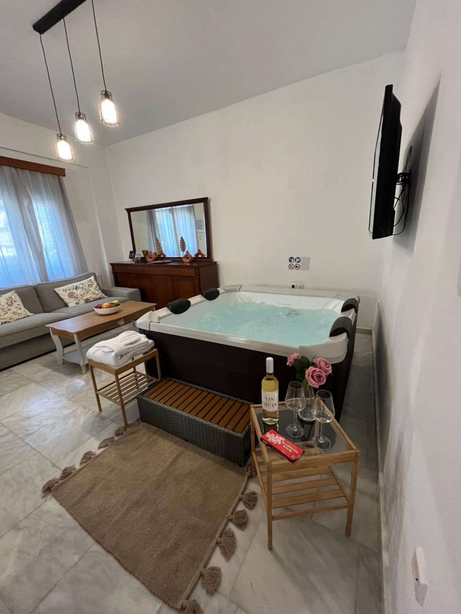 Achilleas Deluxe αpartment -pet Friendly-parking-mountain View Hébergement de vacances *