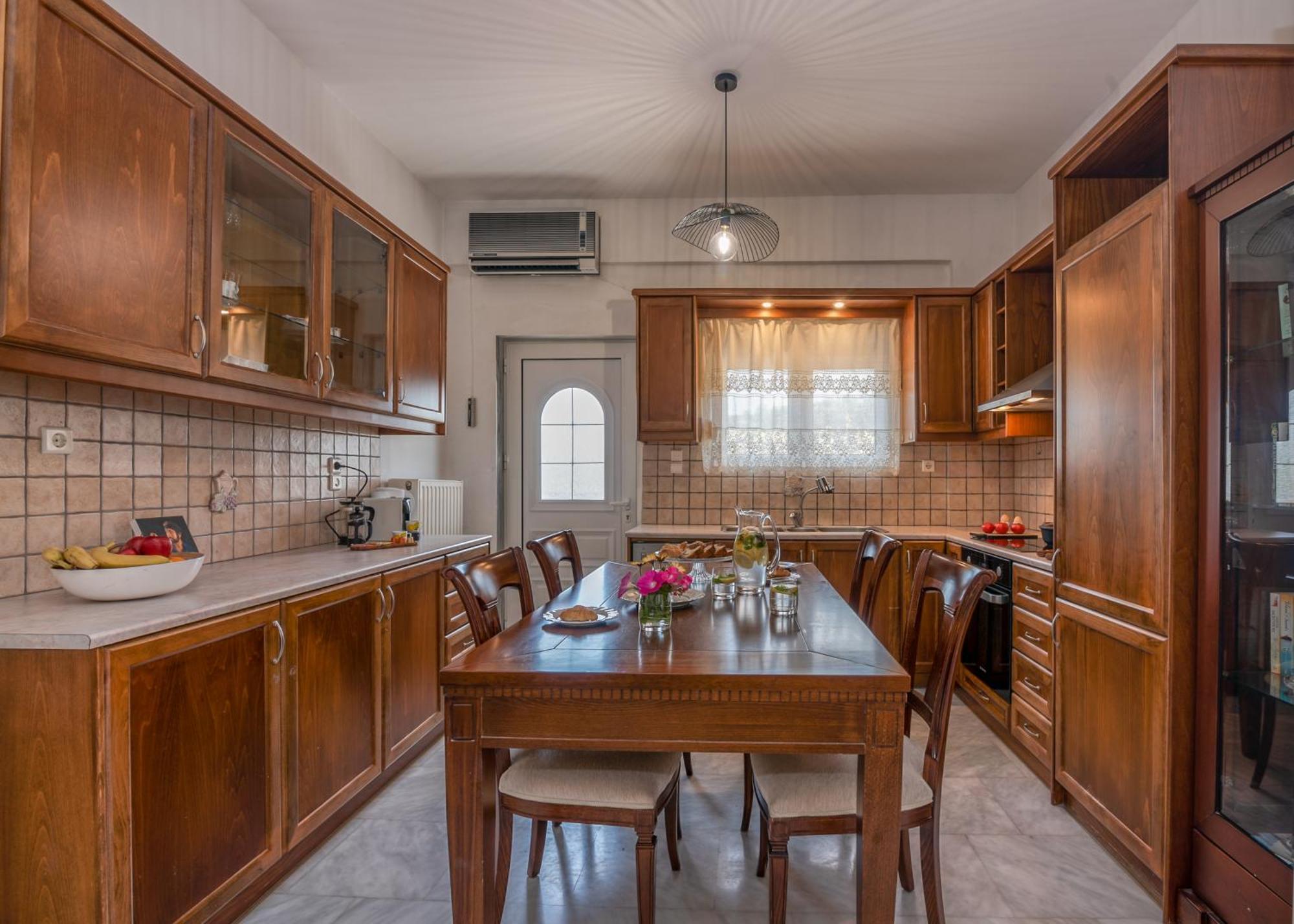 Achilleas Deluxe αpartment -pet Friendly-parking-mountain View Kotsianá