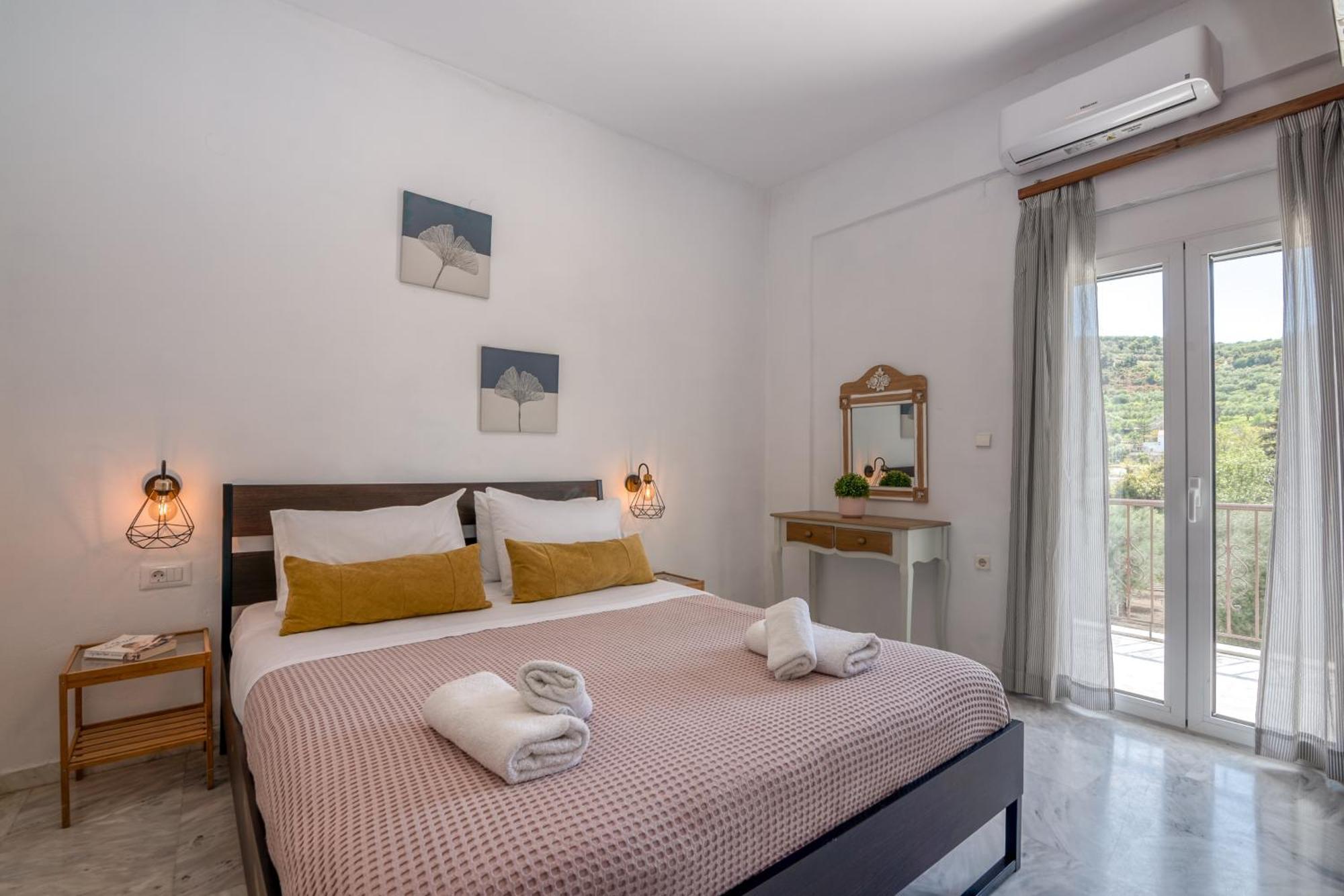 Achilleas Deluxe αpartment -pet Friendly-parking-mountain View