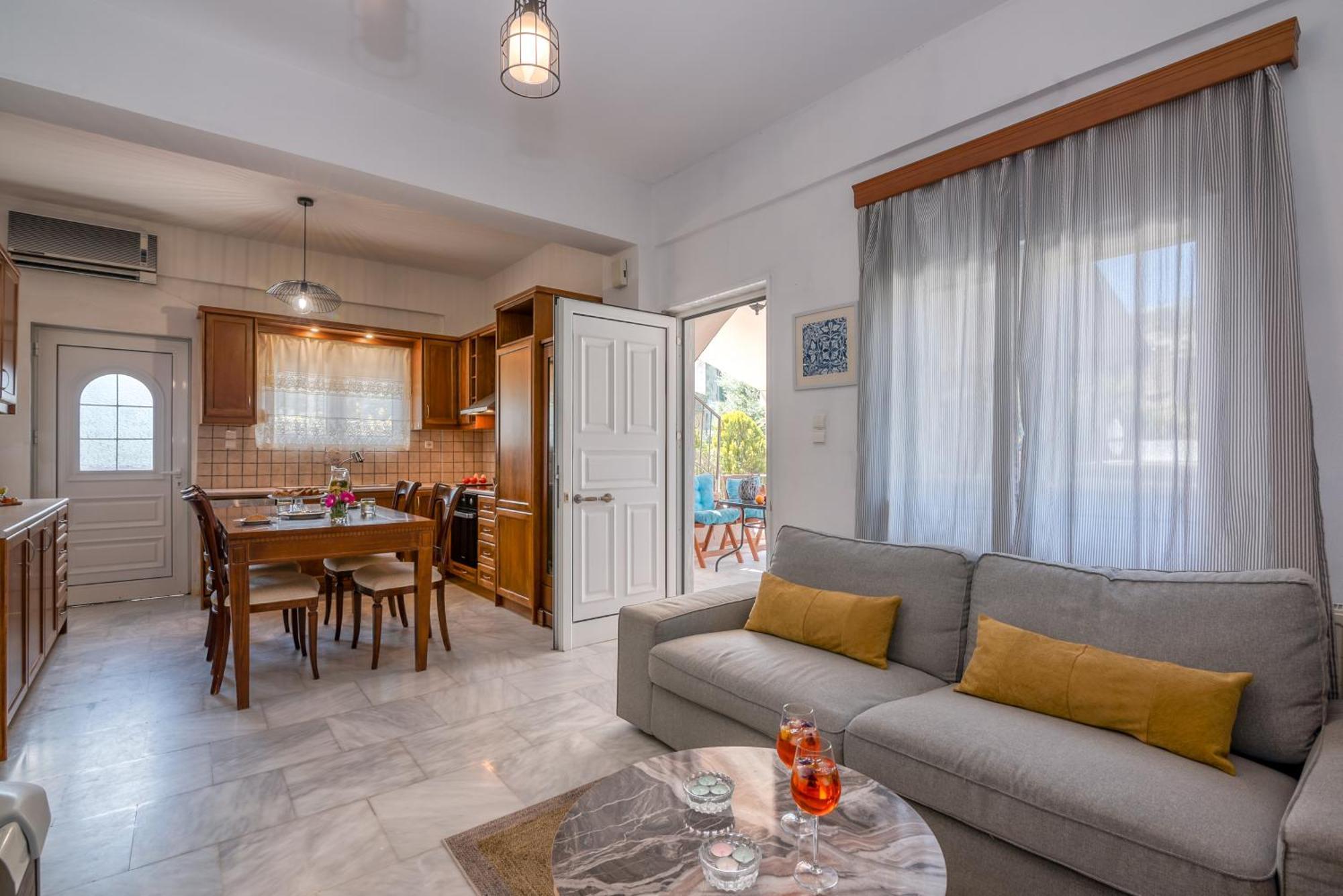 Achilleas Deluxe αpartment -pet Friendly-parking-mountain View בית נופש Kotsianá